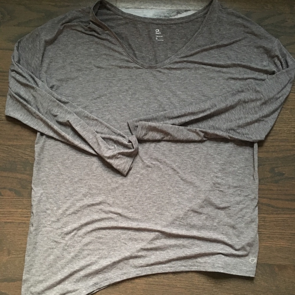 Gap Fit workout  athletic exercise yoga top